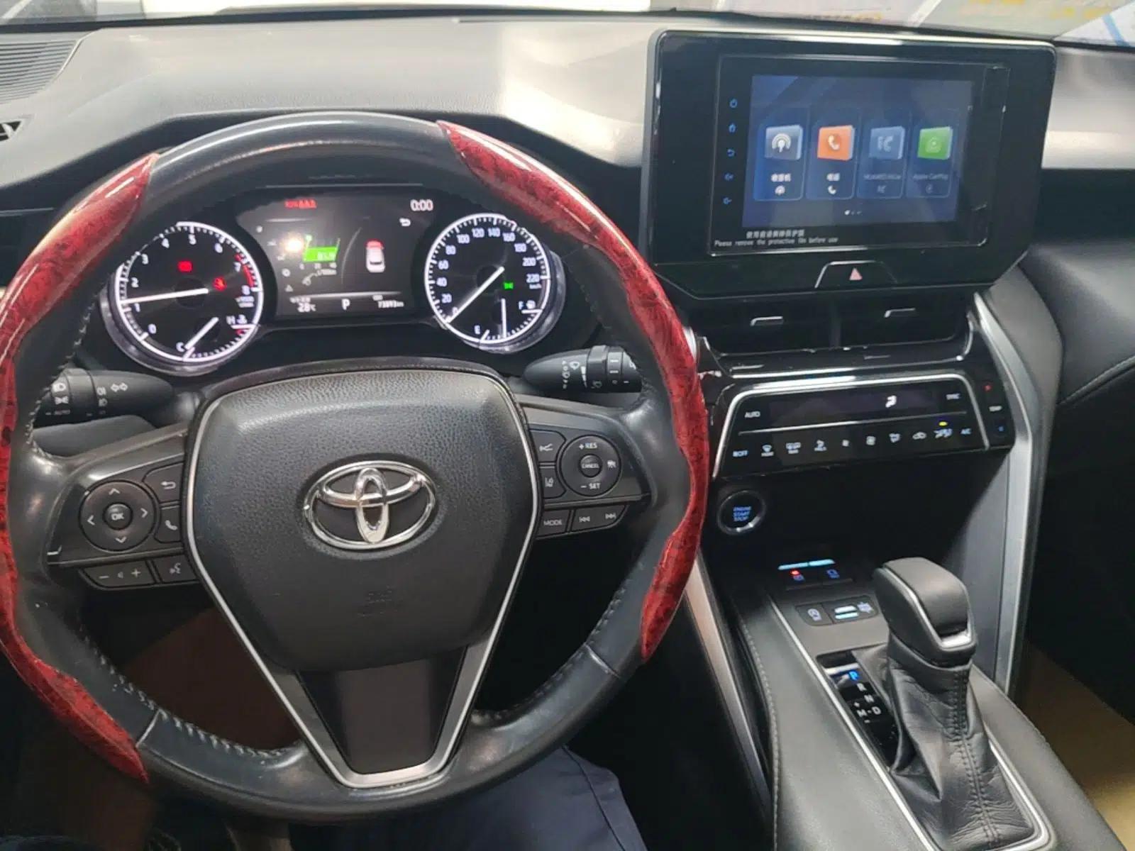 Toyota Harrier 2022 2.0L CVT Two-Wheel Drive Deluxe Edition — миниатюра 13