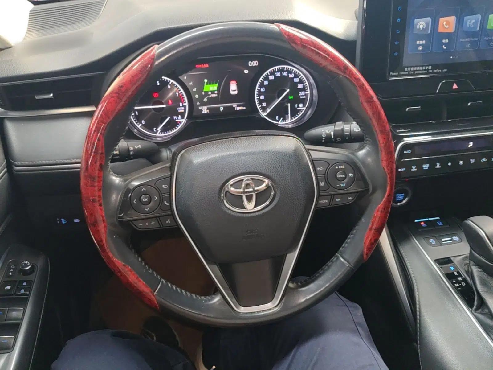 Toyota Harrier 2022 2.0L CVT Two-Wheel Drive Deluxe Edition — миниатюра 14