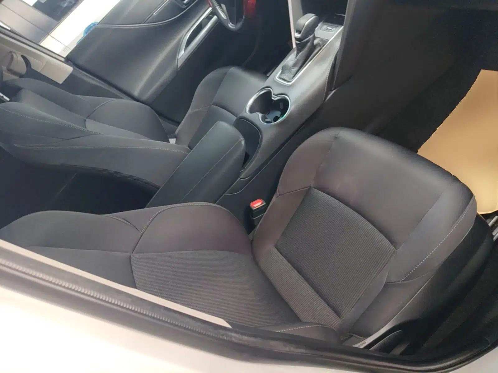 Toyota Harrier 2022 2.0L CVT Two-Wheel Drive Deluxe Edition — миниатюра 23