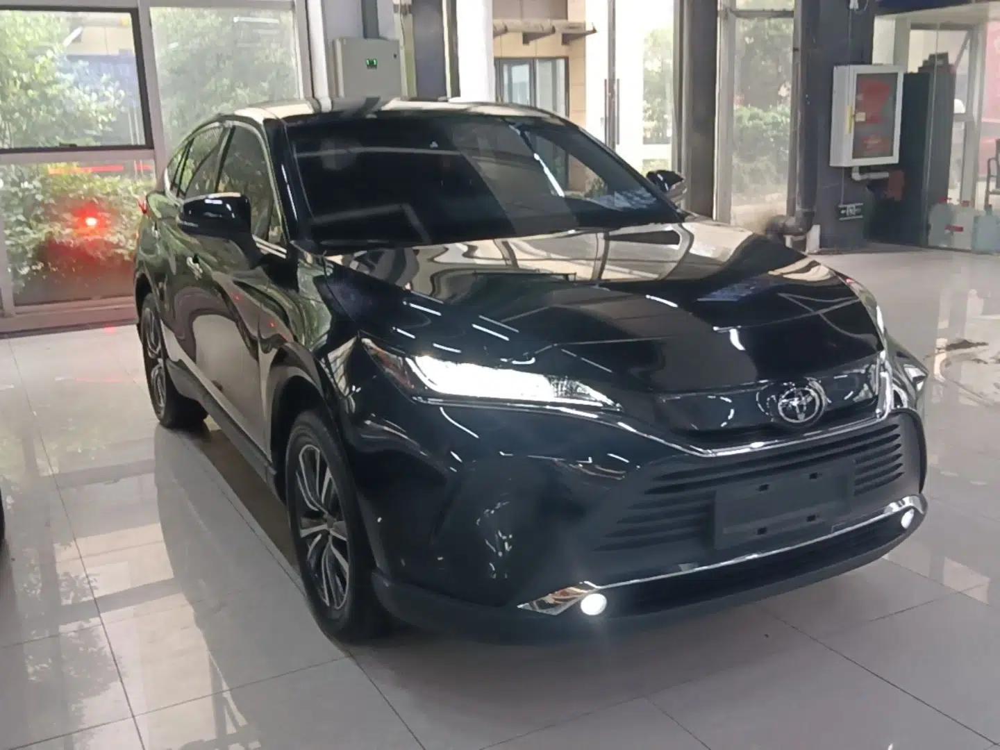 Toyota Harrier 2022 2.0L CVT Two-Wheel Drive Entry Version — миниатюра 3