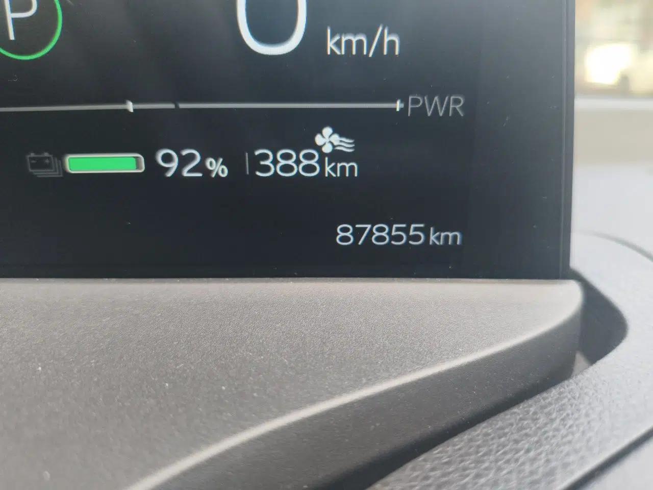 Toyota bZ3 2024 517 km Elite PRO — миниатюра 13