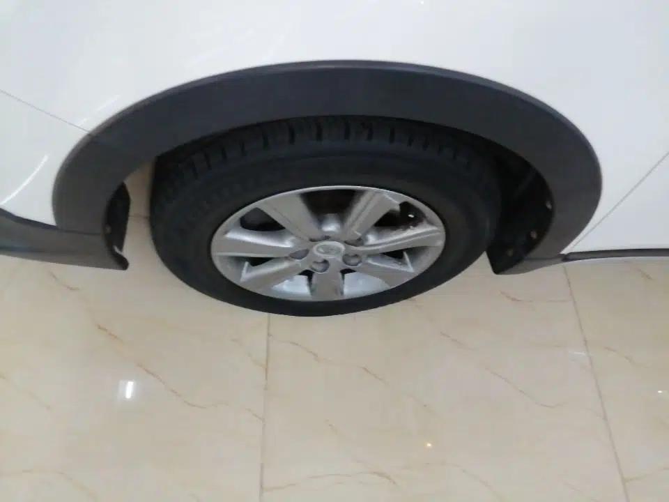 Toyota Verso 2015 180E CVT Crossover Edition — миниатюра 8