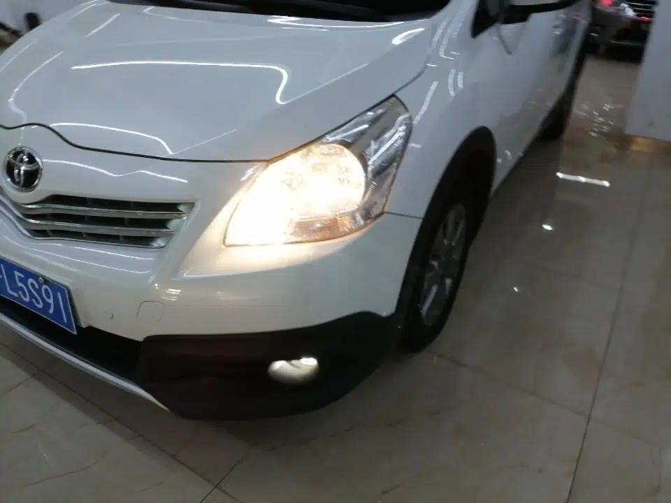 Toyota Verso 2015 180E CVT Crossover Edition — миниатюра 9