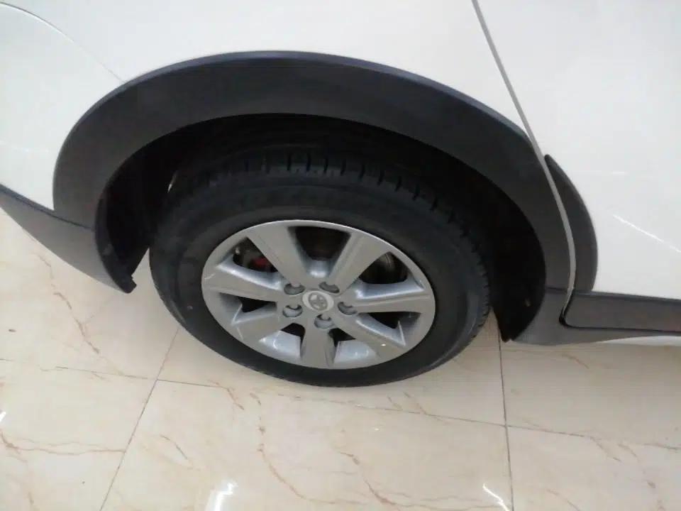Toyota Verso 2015 180E CVT Crossover Edition — миниатюра 10