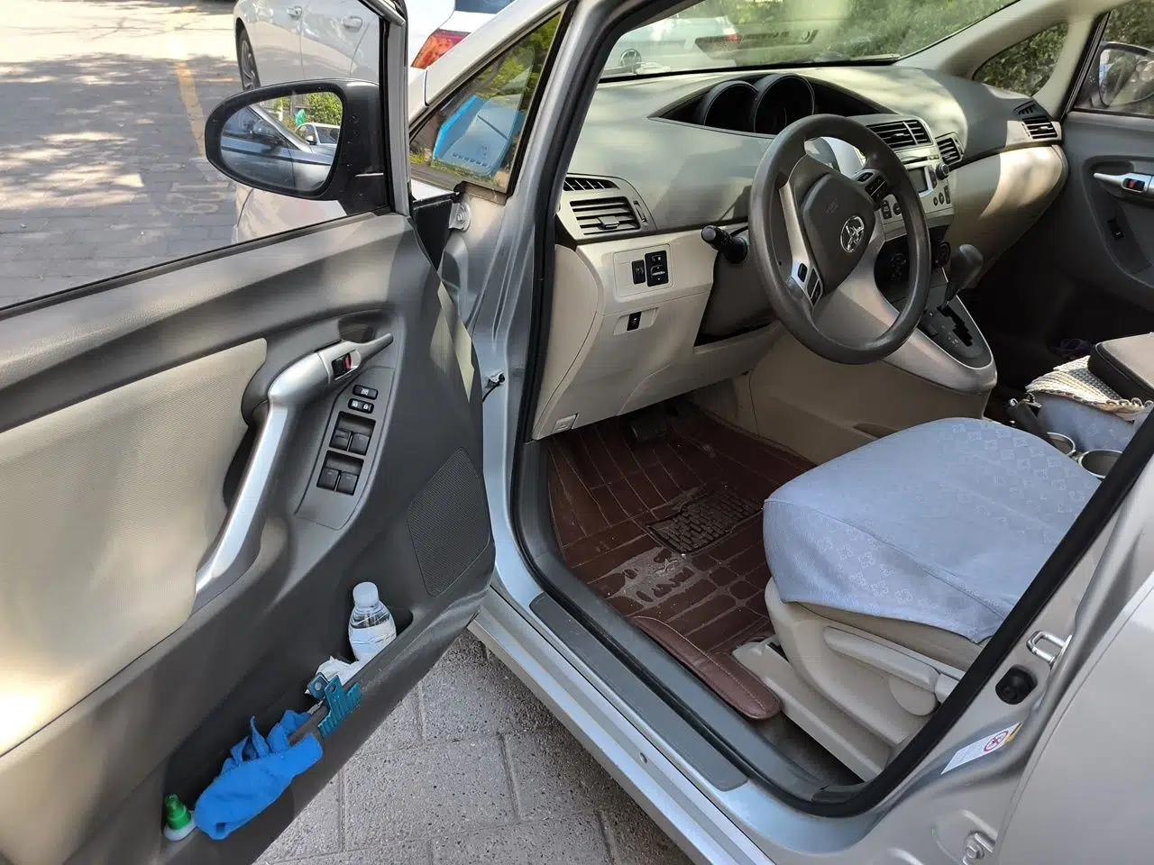 Toyota Verso 2014 Starlight 180E CVT Elite Edition — миниатюра 17