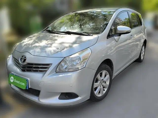 Toyota Verso 2014 Starlight 180E CVT Elite Edition