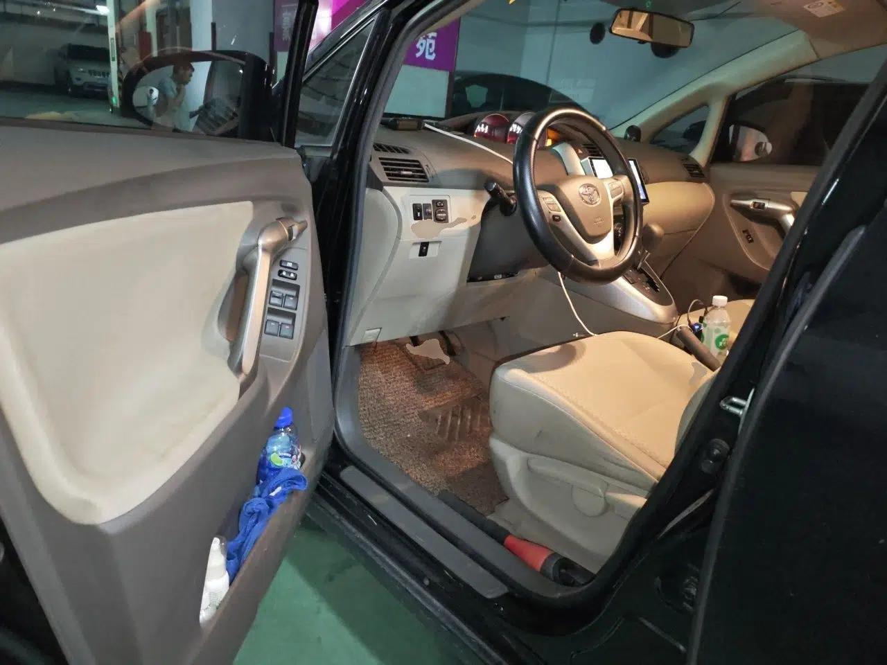 Toyota Verso 2014 Starlight 180E CVT Elite Multi-Function Edition — миниатюра 17