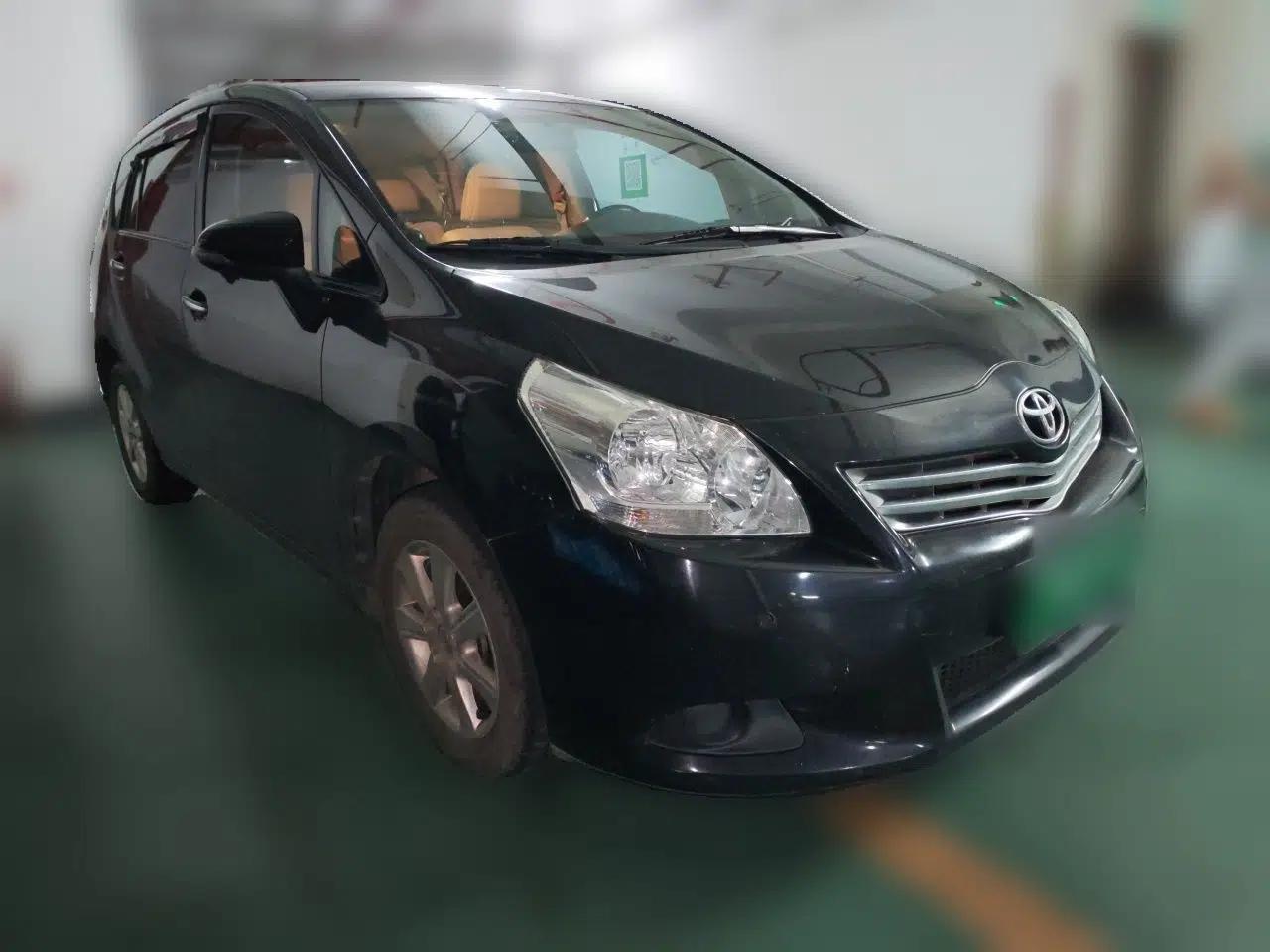 Toyota Verso 2014 Starlight 180E CVT Elite Multi-Function Edition — миниатюра 3