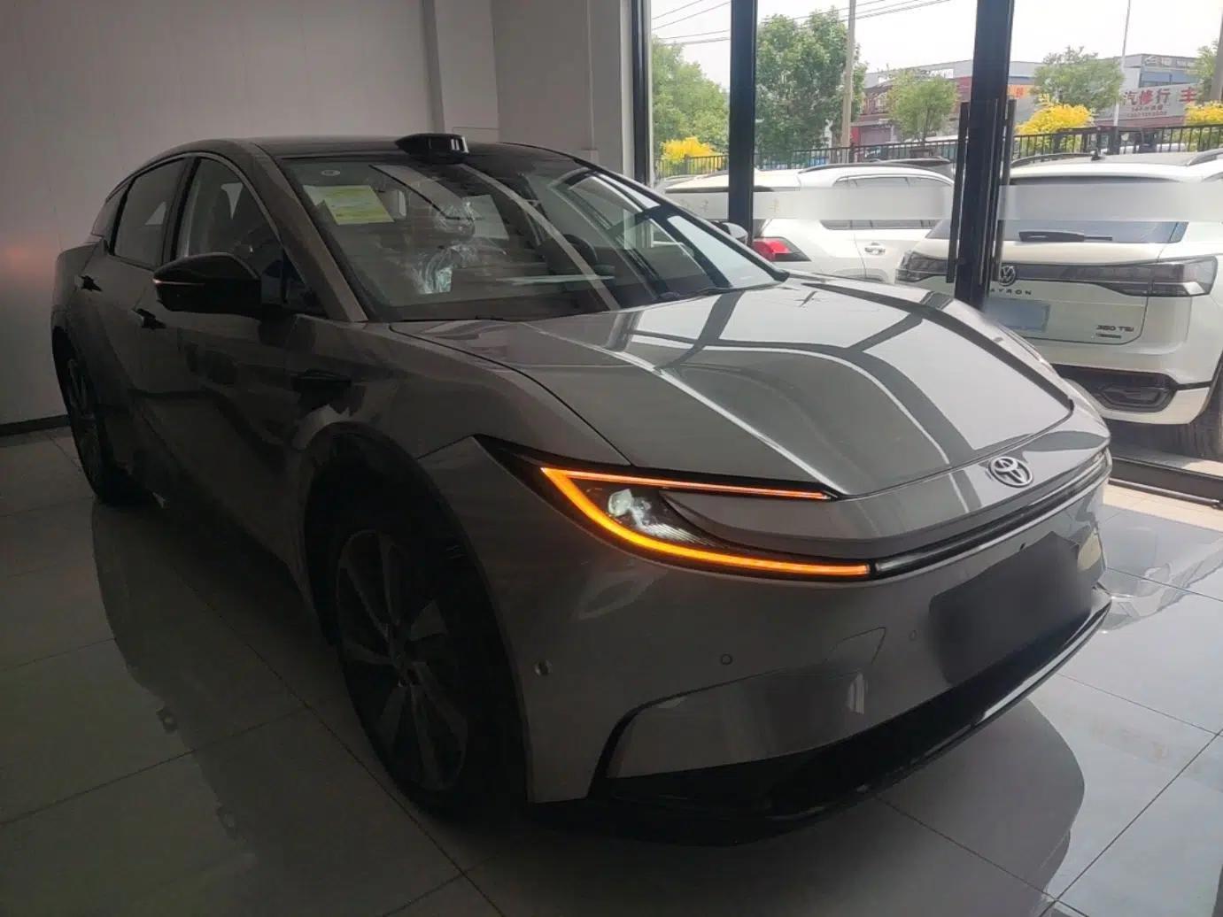 Toyota bZ5 2025 Model 630 MAX Smart Driving Edition — миниатюра 3