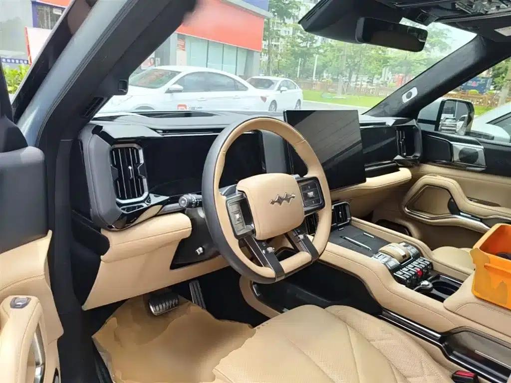 Leopard 8 2025 Smart & Brave Flagship Edition 6-seater — миниатюра 16