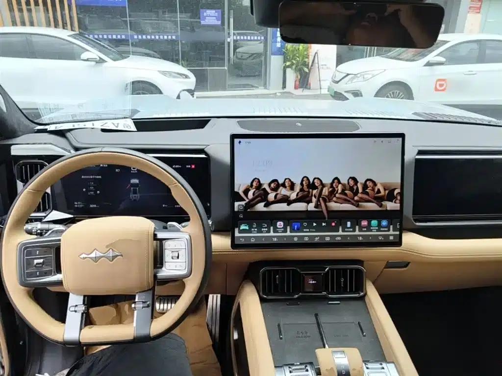 Leopard 8 2025 Smart & Brave Flagship Edition 6-seater — миниатюра 10