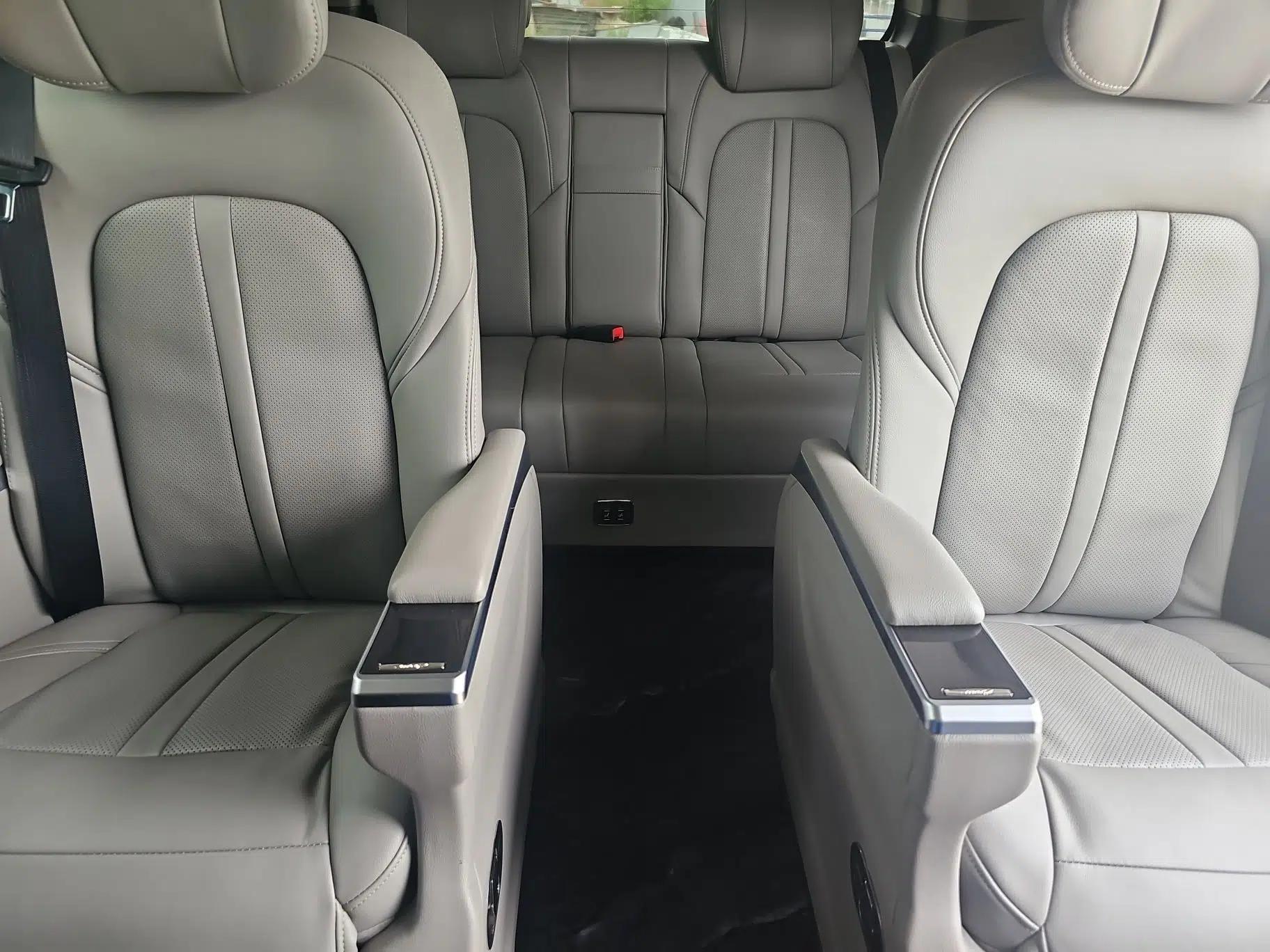 Ford Tourneo Custom 2020 Revised Version 2.0T Automatic Elite Edition — миниатюра 13