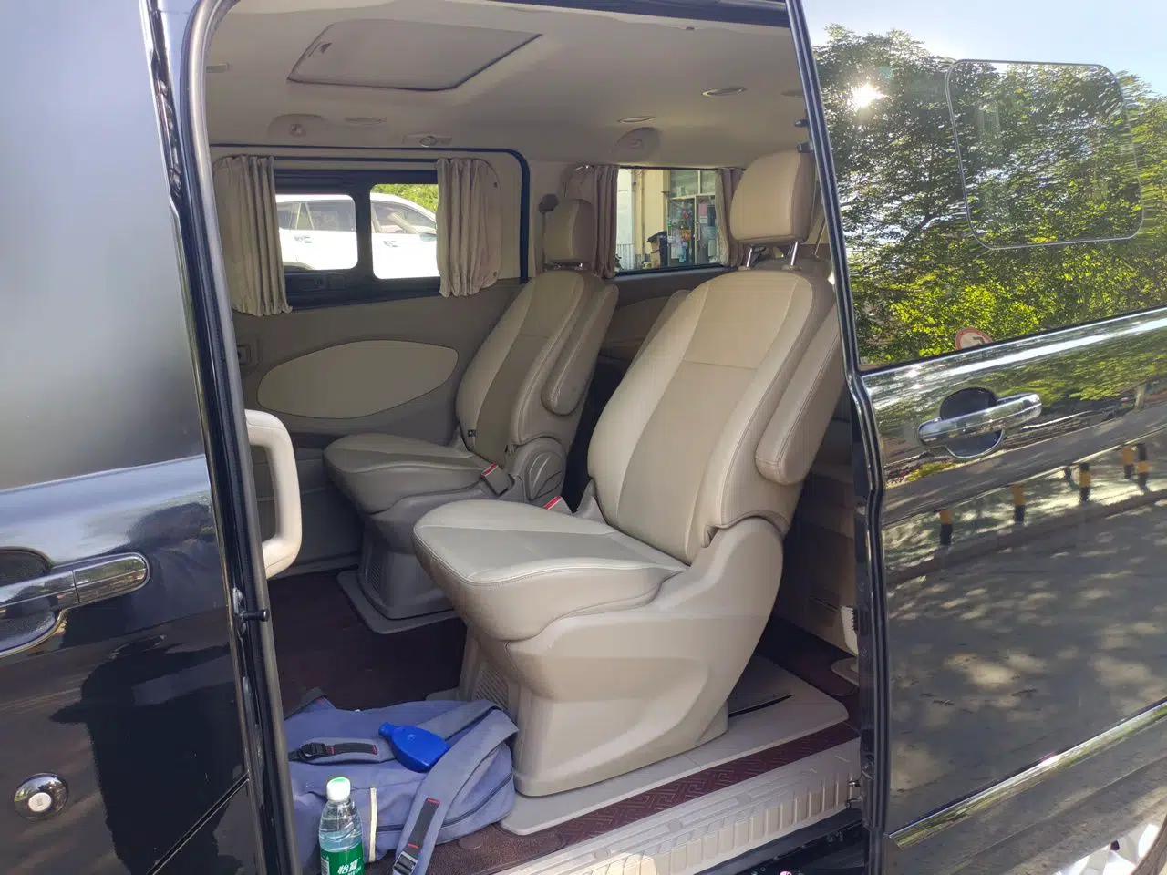 Ford Tourneo Custom 2017 2.0T Automatic Elite Version — миниатюра 18