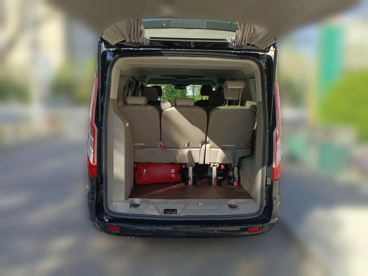 Ford Tourneo Custom 2017 2.0T Automatic Elite Version — миниатюра 20
