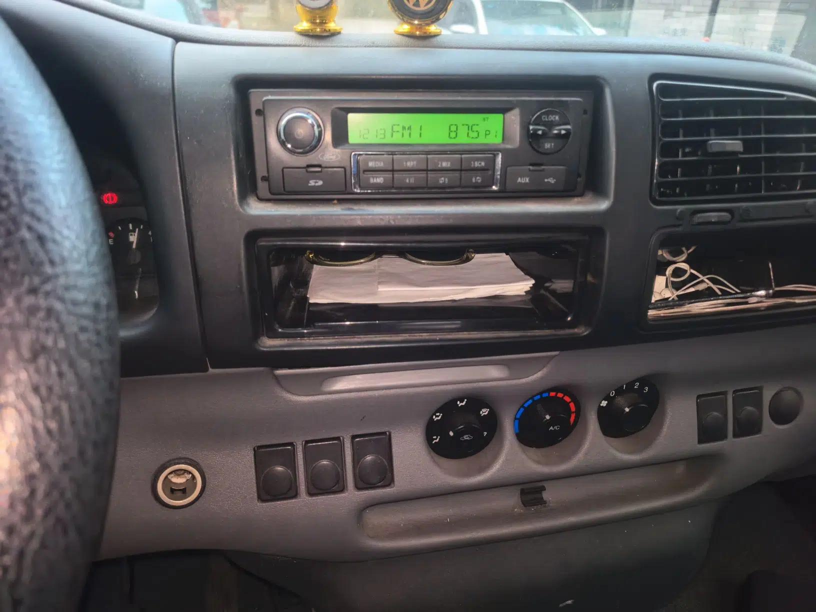 Ford Classic Transit 2015 2.8T Diesel Multi-Function Long-Wheelbase 6-Seater Mid-Roof JX493ZLQ4 — миниатюра 14