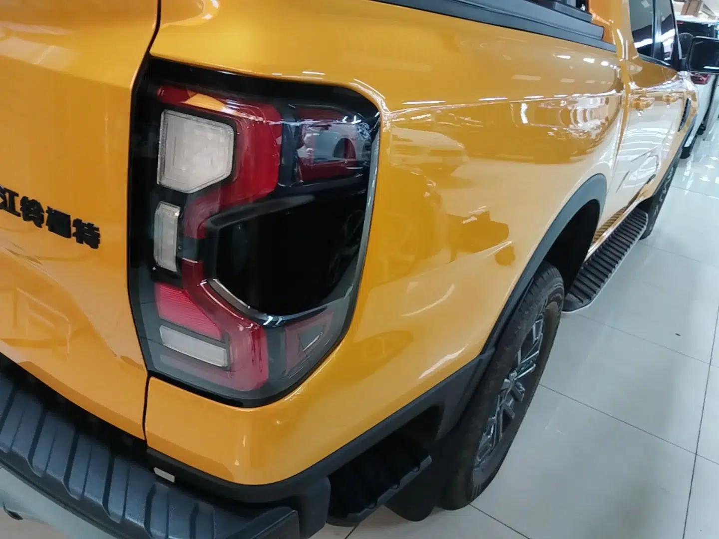 Ford Ranger 2023 Wild Terrain 4x4 Automatic Version Gasoline — миниатюра 7