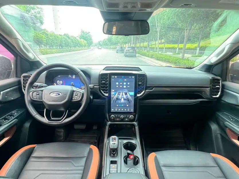 Ford Ranger 2025 Explore Four-Wheel Drive Automatic Version Diesel — миниатюра 12