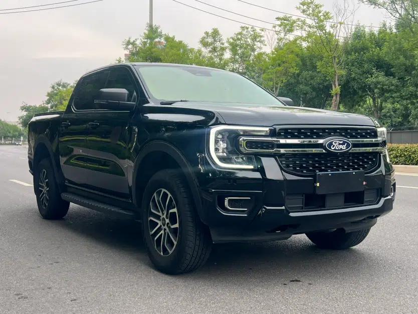 Ford Ranger 2025 Explore Four-Wheel Drive Automatic Version Diesel — миниатюра 4