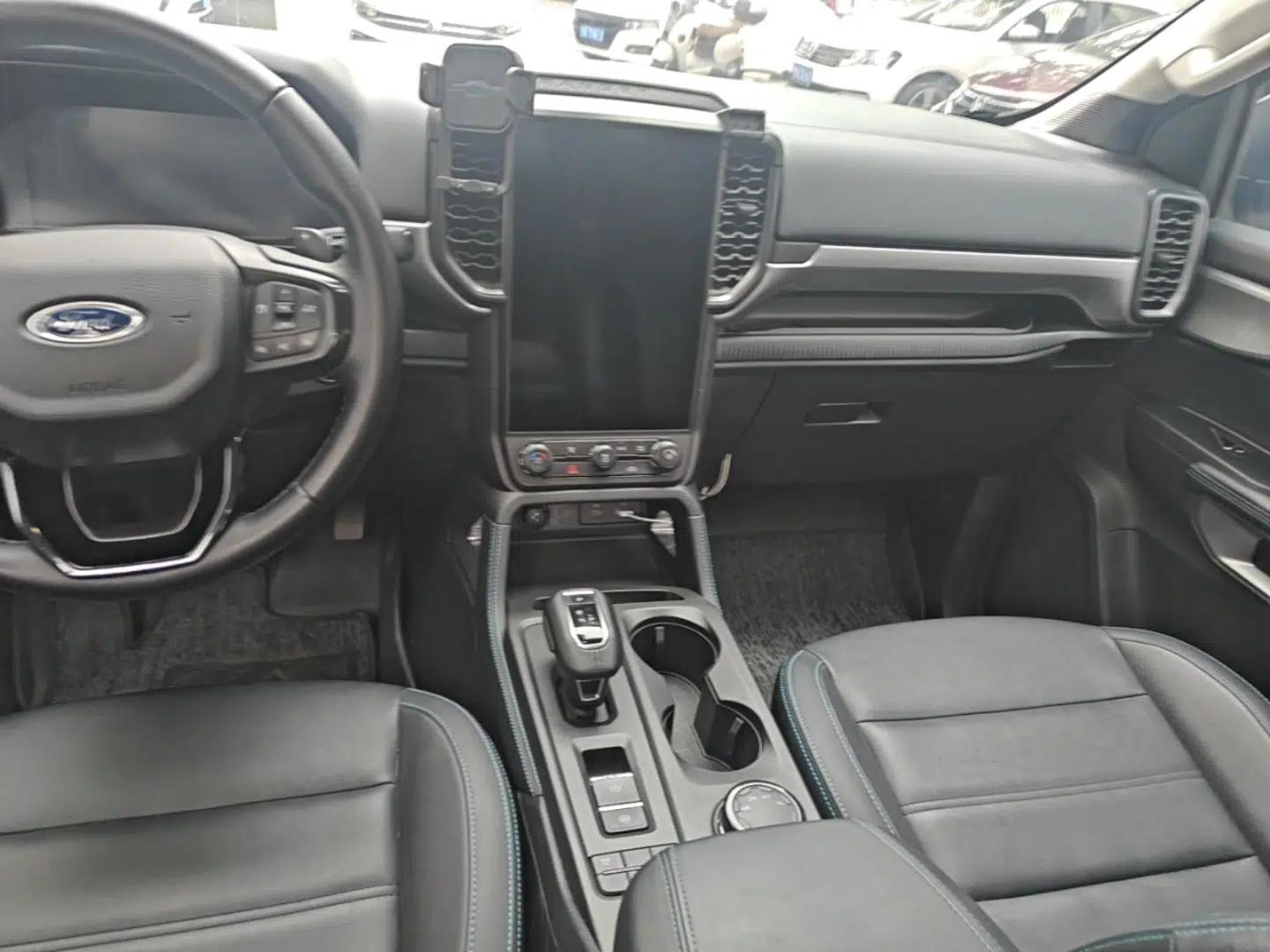 Ford Ranger 2023 Shanlin 4x4 Automatic Version Gasoline — миниатюра 12
