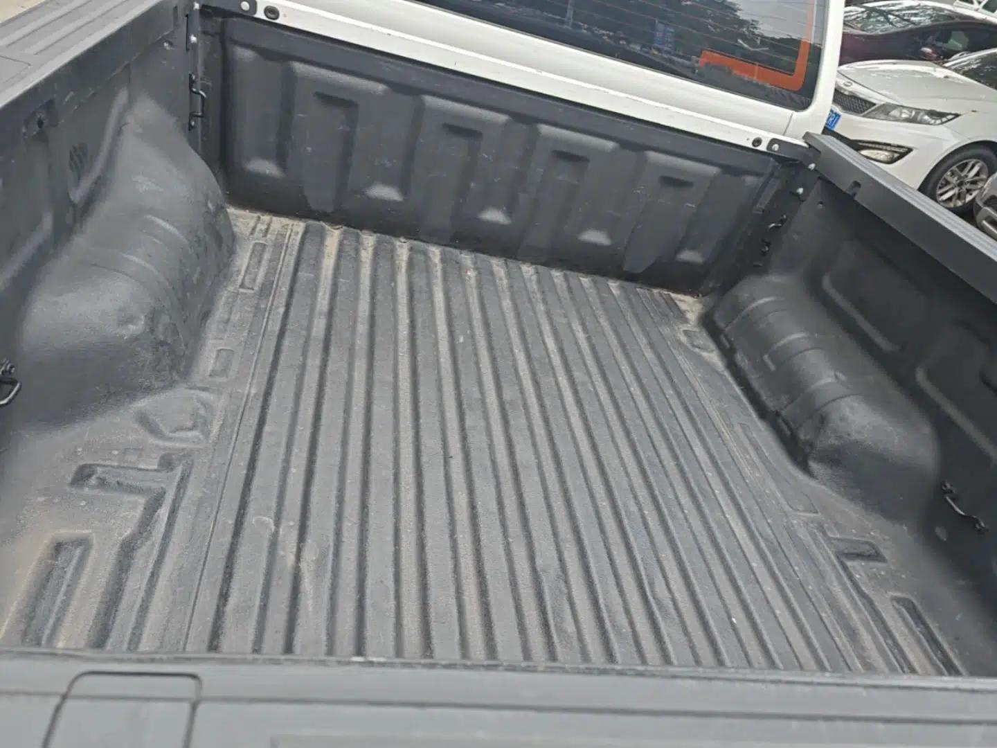 Ford Ranger 2023 Shanlin 4x4 Automatic Version Gasoline — миниатюра 21