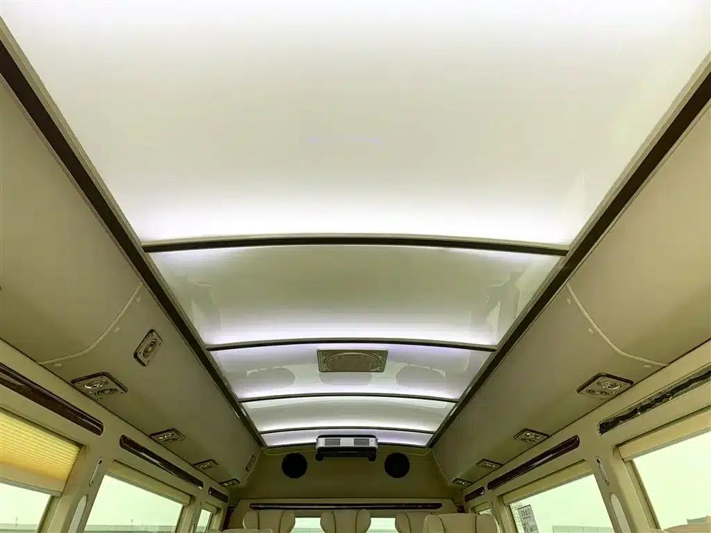 2015 Toyota Coaster 4.0L Premium GRB53L-ZCMSK 20-Seat Special Edition — миниатюра 15