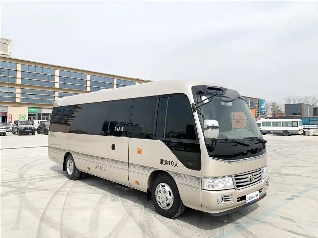 2015 Toyota Coaster 4.0L Premium GRB53L-ZCMSK 20-Seat Special Edition — миниатюра 22