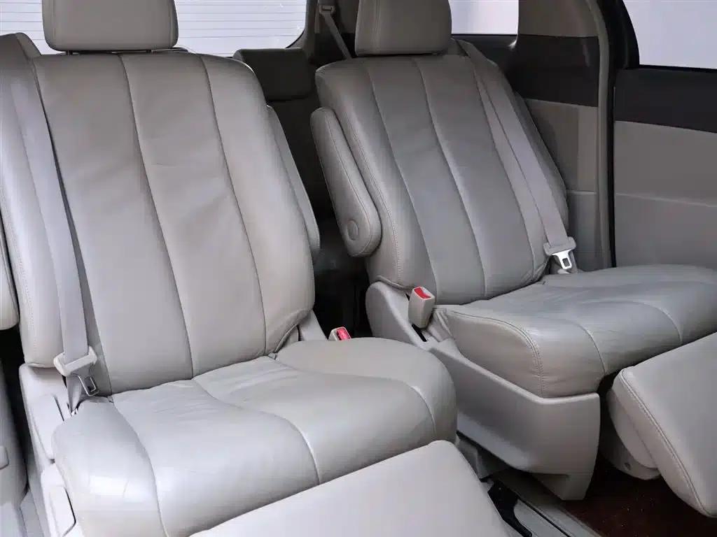 2007 Previa 3.5L 7-seater Luxury — миниатюра 23