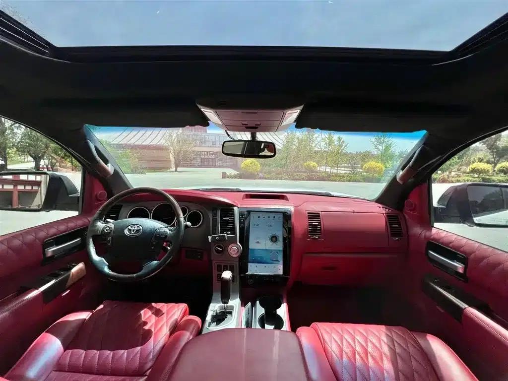 Sequoia 2010 5.7 Platinum Edition — миниатюра 6