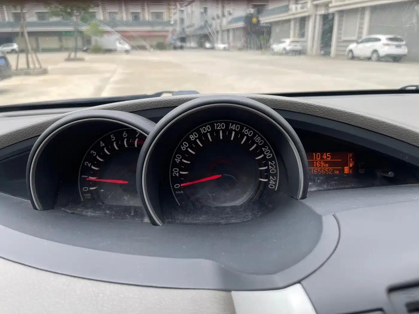 E'Z 2014 Star Shine 180E CVT Elite Multi-functional Edition — миниатюра 8