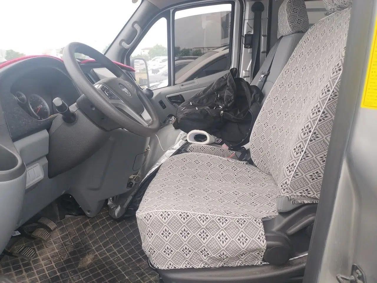 Foton Toano 2022 2.0T Manual Urban Edition Short Wheelbase Mid-Height Design Rear Single Tire 5/6/9-Seater Configuration 4F20TC3 — миниатюра 19