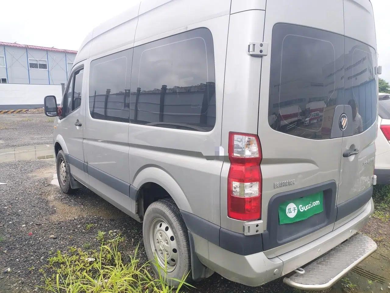 Foton Toano 2022 2.0T Manual Urban Edition Short Wheelbase Mid-Height Design Rear Single Tire 5/6/9-Seater Configuration 4F20TC3 — миниатюра 4