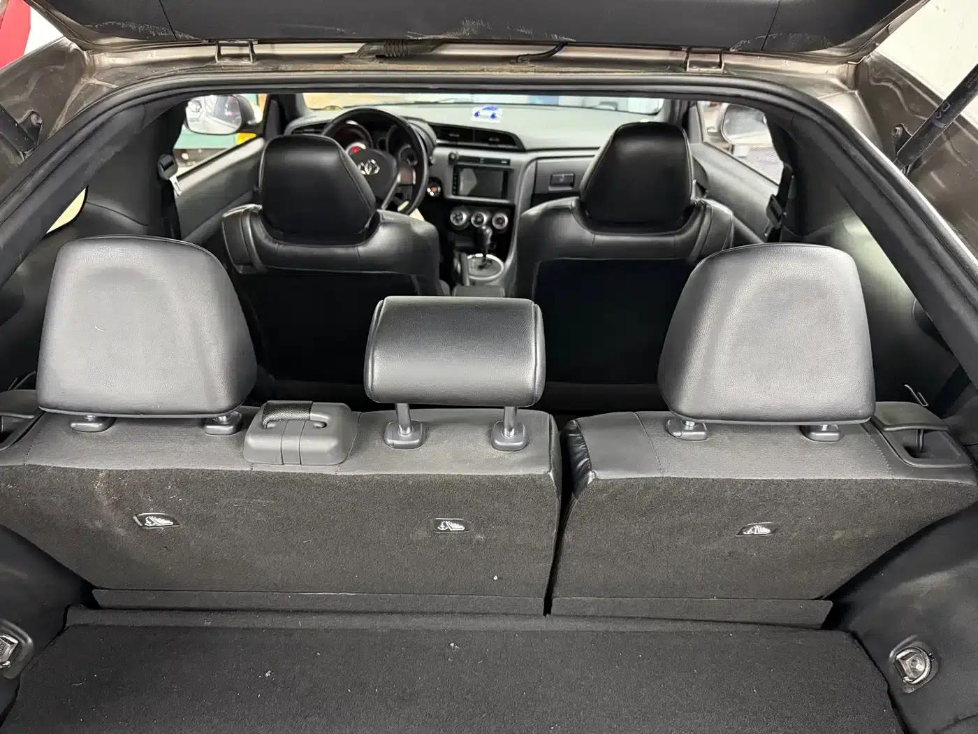2011 Jetta 2.5L Luxury Edition — миниатюра 13