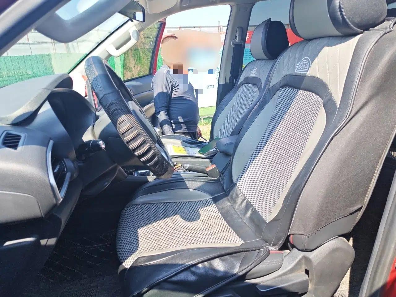 Foton Tunland Yutu 2020 2.0T Yutu 8 Gasoline Two-Wheel Drive Elite Version Standard Wheelbase 4G20TI5 — миниатюра 16