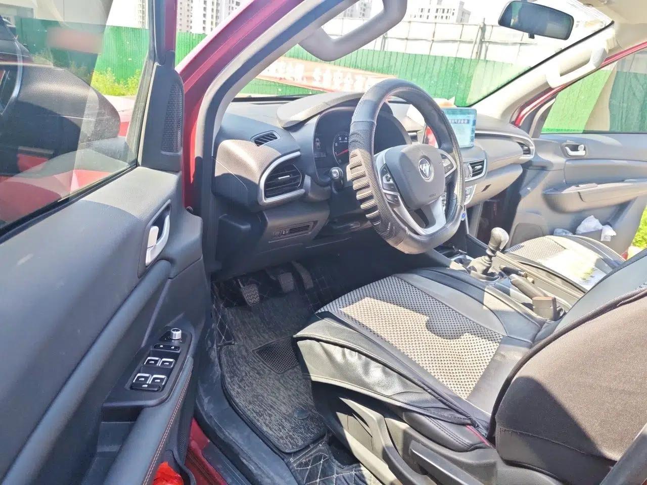Foton Tunland Yutu 2020 2.0T Yutu 8 Gasoline Two-Wheel Drive Elite Version Standard Wheelbase 4G20TI5 — миниатюра 17