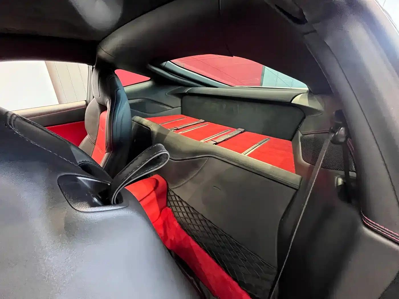 2013 F12berlinetta 6.3L Standard Model — миниатюра 7