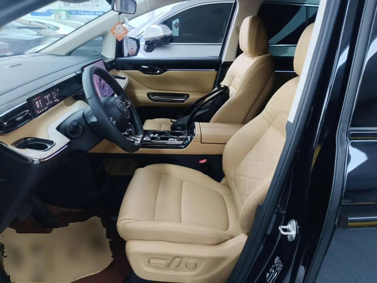 GAC Trumpchi E8 New Energy 2024 150km MAX+ — миниатюра 18