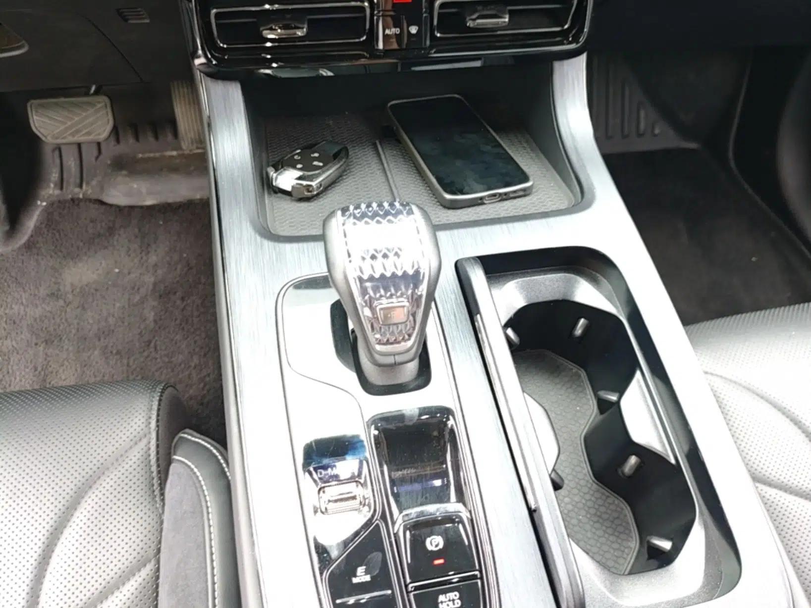 GAC Trumpchi ES9 2024 PHEV with 143 km Max — миниатюра 17