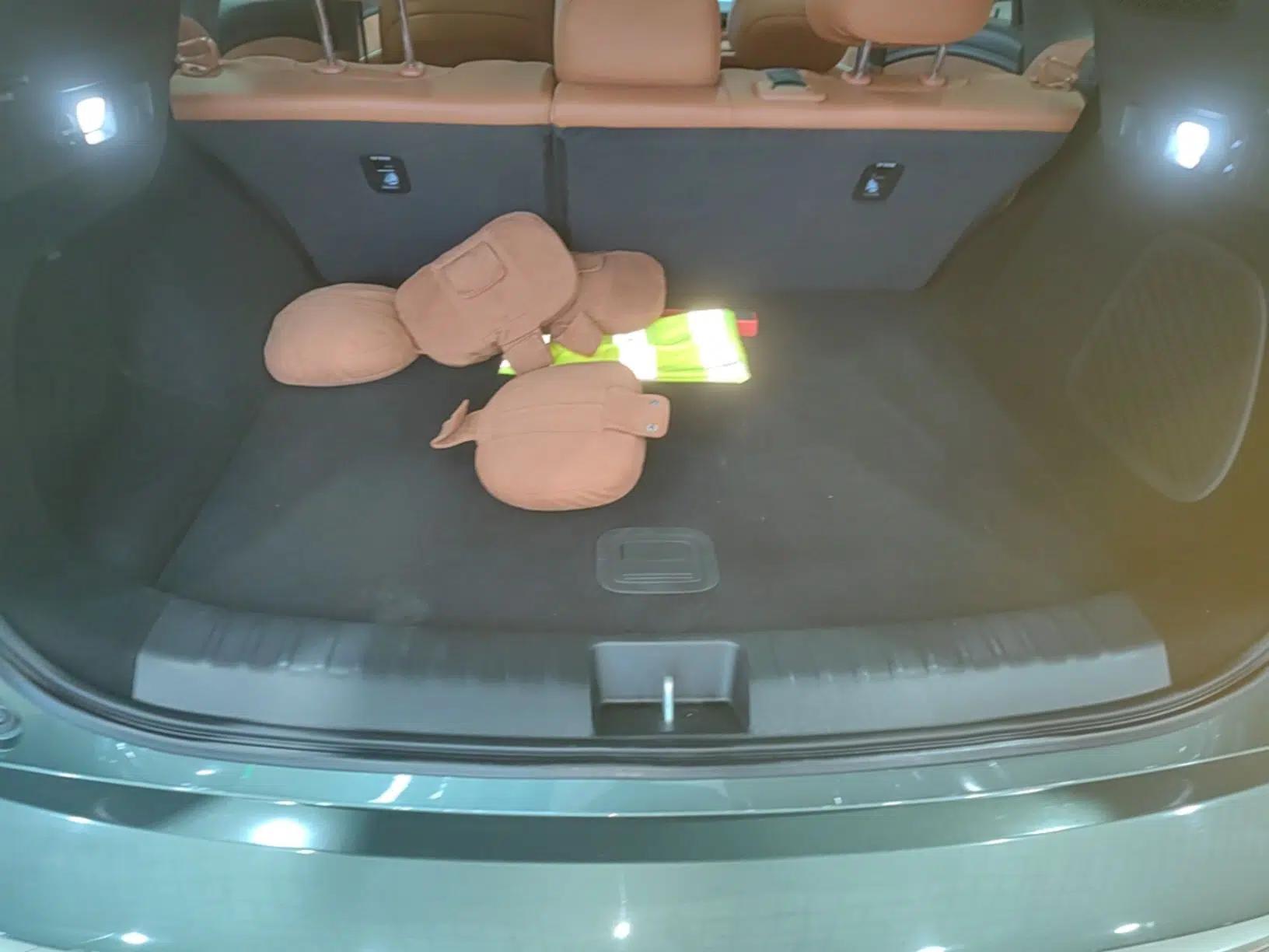 GAC Trumpchi Xiangwang S7 2025 180km Ultra All-Wheel Drive LiDAR Edition — миниатюра 21