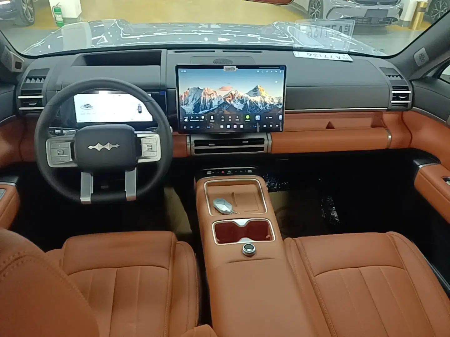 Formula Leopard Tai 7 2025 Model 200 km Two-Wheel Drive Max Edition — миниатюра 13