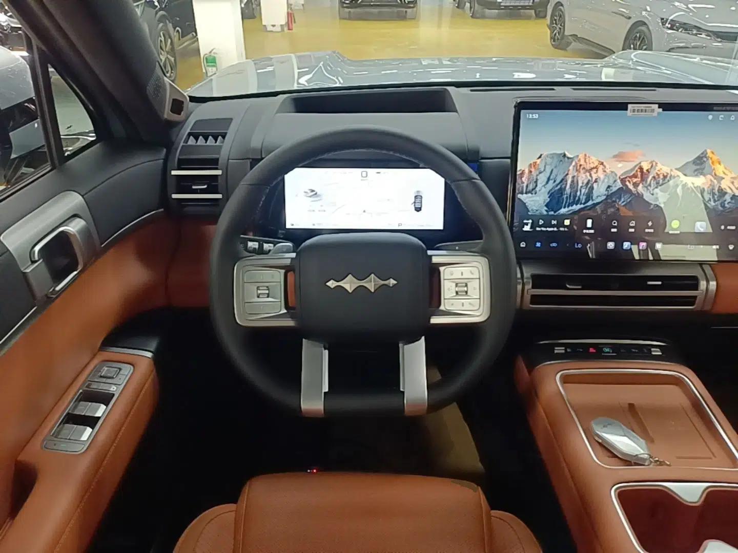 Formula Leopard Tai 7 2025 Model 200 km Two-Wheel Drive Max Edition — миниатюра 14