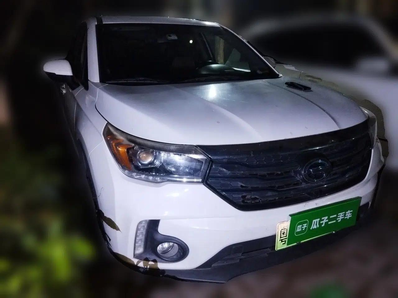 GAC Trumpchi GS4 New Energy 2017 1.5L PHEV Deluxe Edition — миниатюра 3