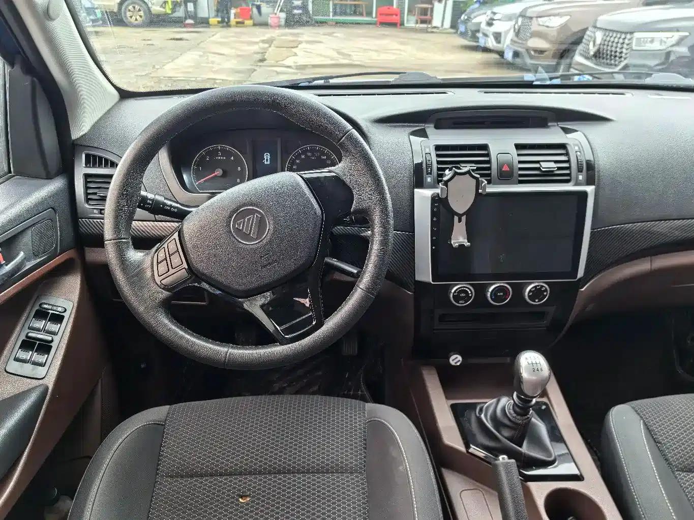 Foton Conqueror 3 2020 2.0T Conqueror 3 2WD Enjoyable Quick Edition Long Wheelbase 4F20 — миниатюра 12
