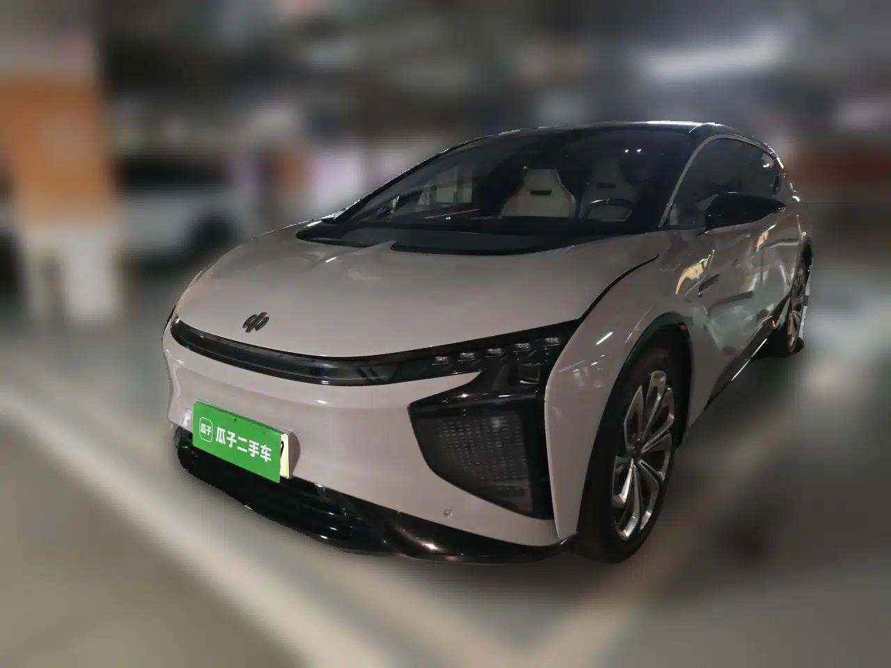 HiPhi X 2021 Flagship Edition 6-Seater — миниатюра 1