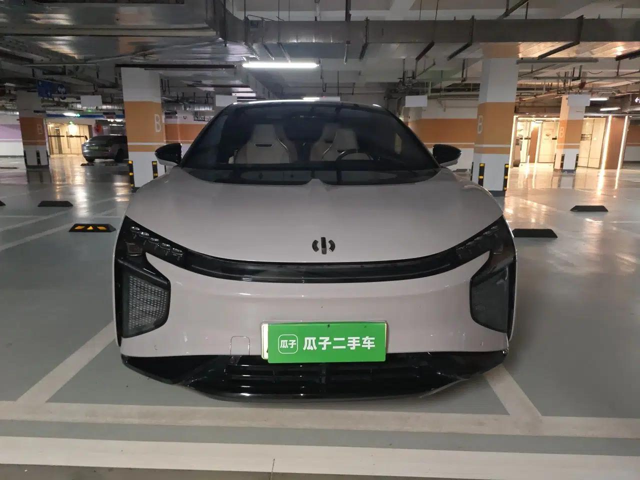 HiPhi X 2021 Flagship Edition 6-Seater — миниатюра 2