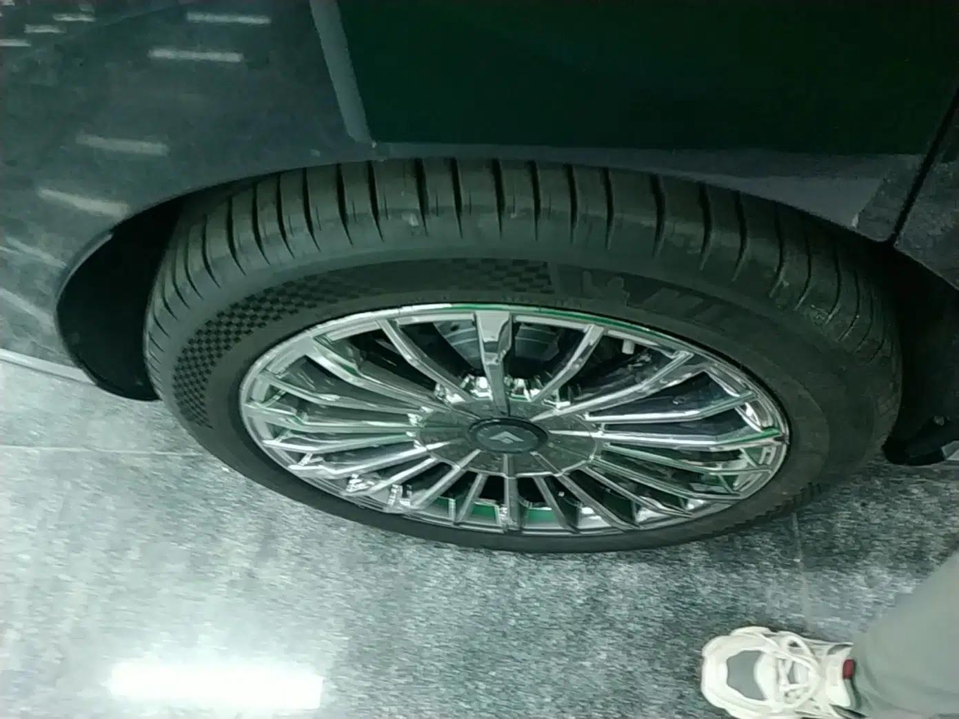 Hyptec HL 2025 Model Revised 350 Max Six-Seater LiDAR Edition — миниатюра 10