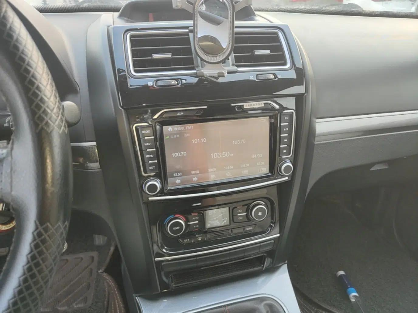 Haval H5 Classic 2013 Zhizun Edition 2.0L Manual Two-Wheel Drive Entry-Level Model — миниатюра 15