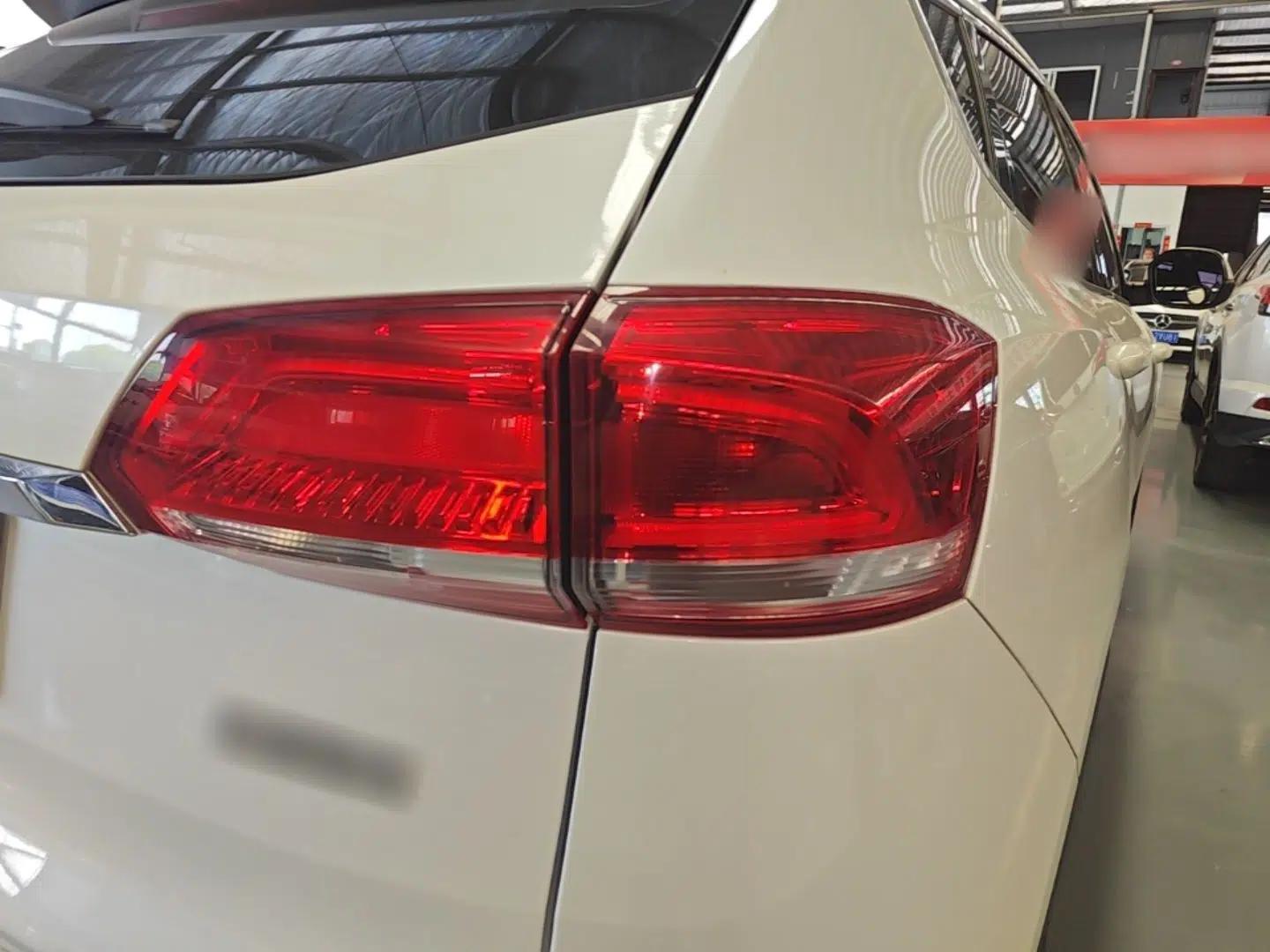 Haval H4 2019 1.5 GDIT DCT Elite Smart Connect Version China V Standard — миниатюра 7