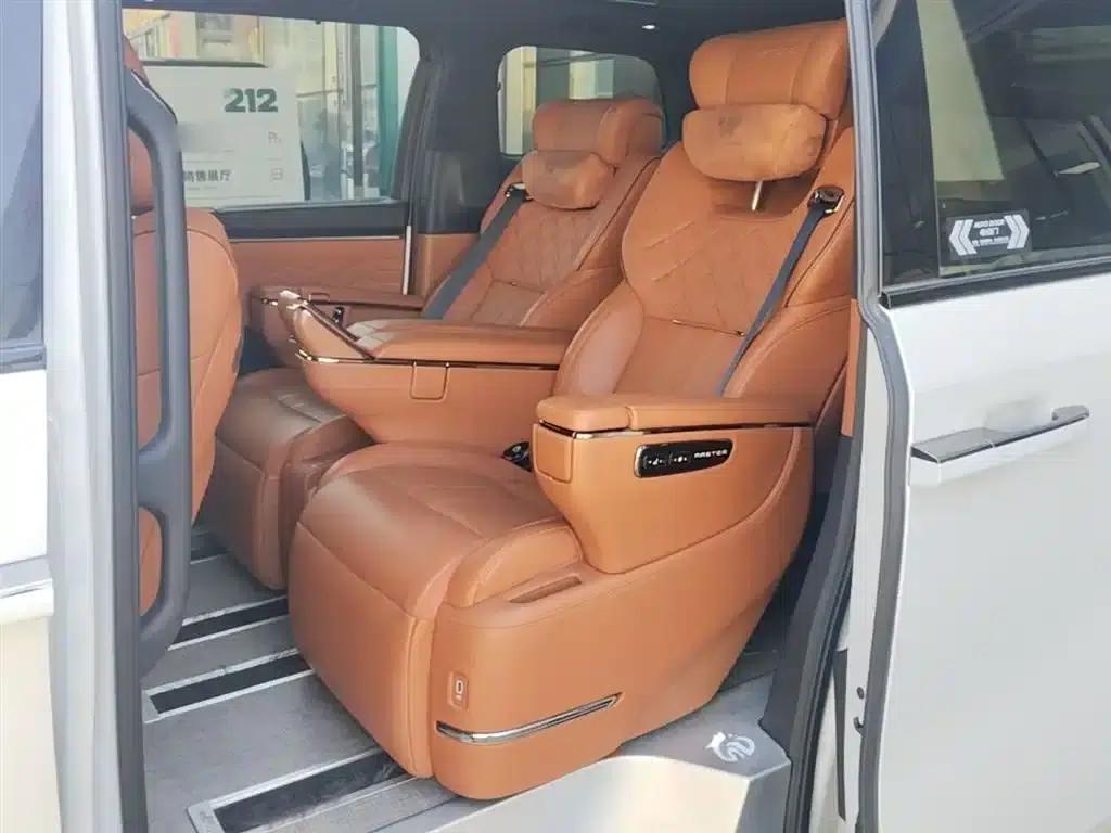 Trumpchi Aspiration M8 2025 Qiankun Series Ultra First Class — миниатюра 24