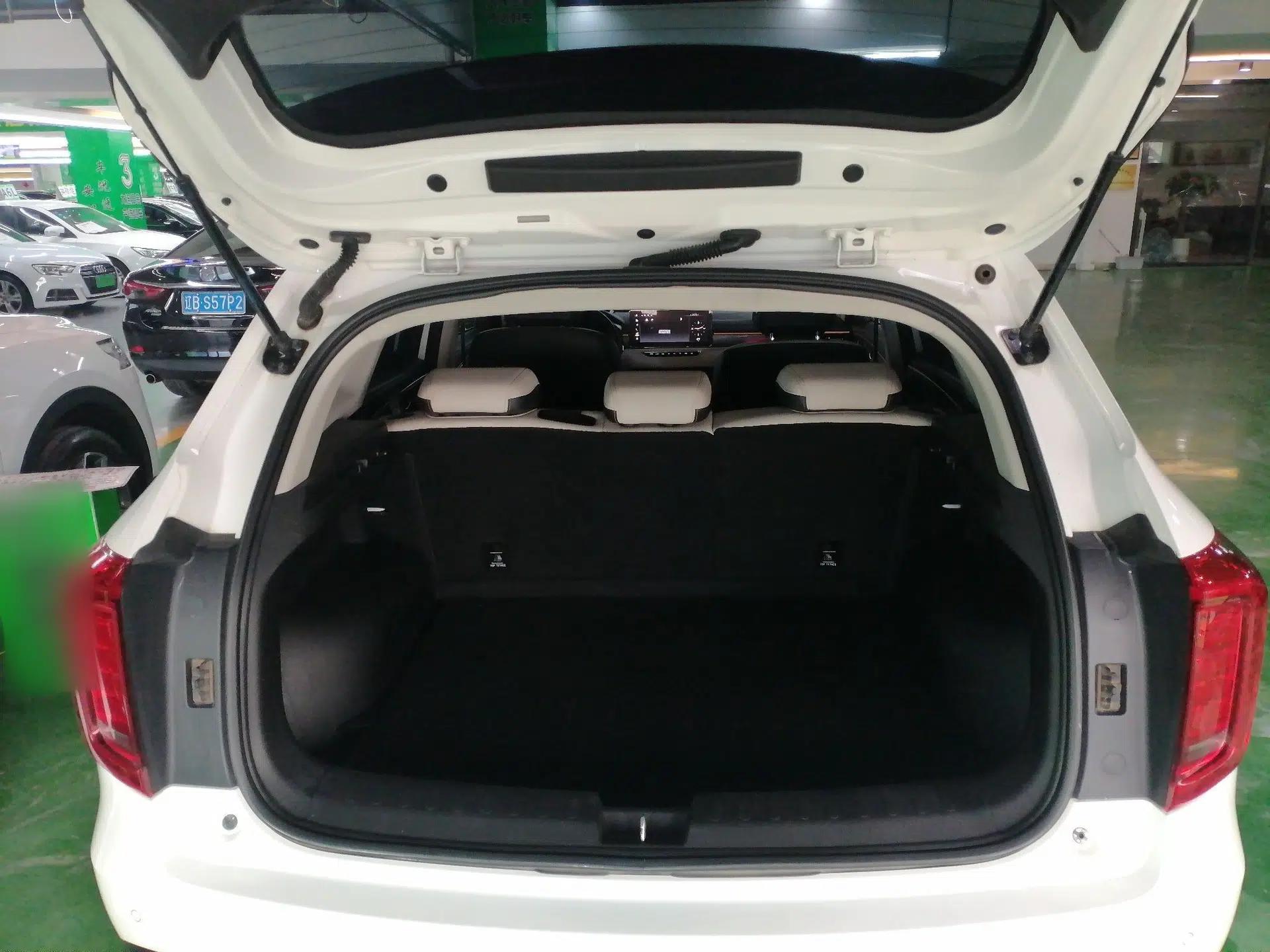 Haval JOLION 2021 1.5T Automatic Four-Door Version — миниатюра 21