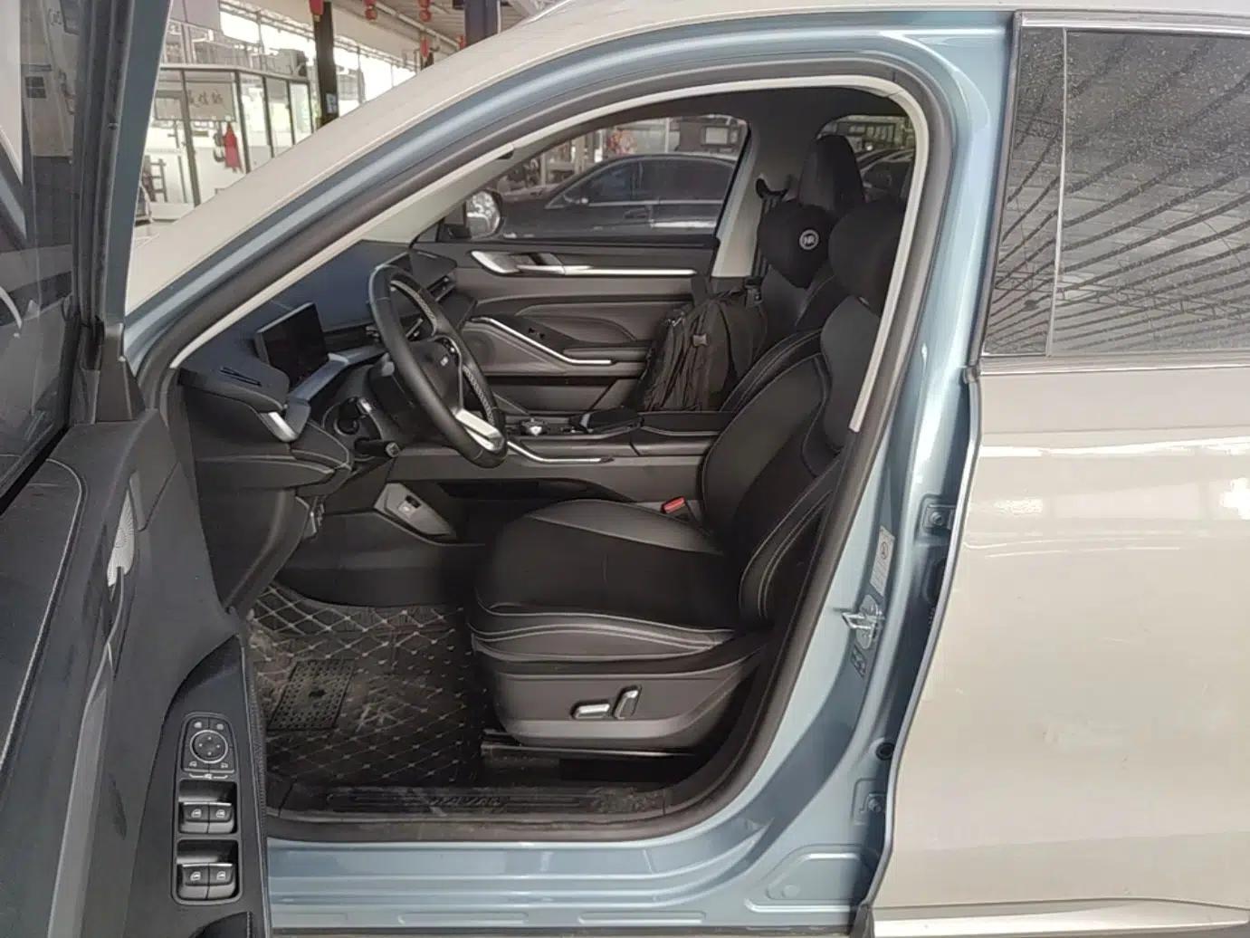 Haval H6 New Energy 2023 DHT-PHEV 110KM Enjoyment Edition — миниатюра 18